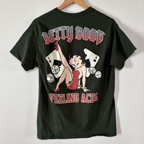 Betty Boop Green Cotton “Feeling Aces” Graphic T-Shirt Size M - Picture 1 of 4